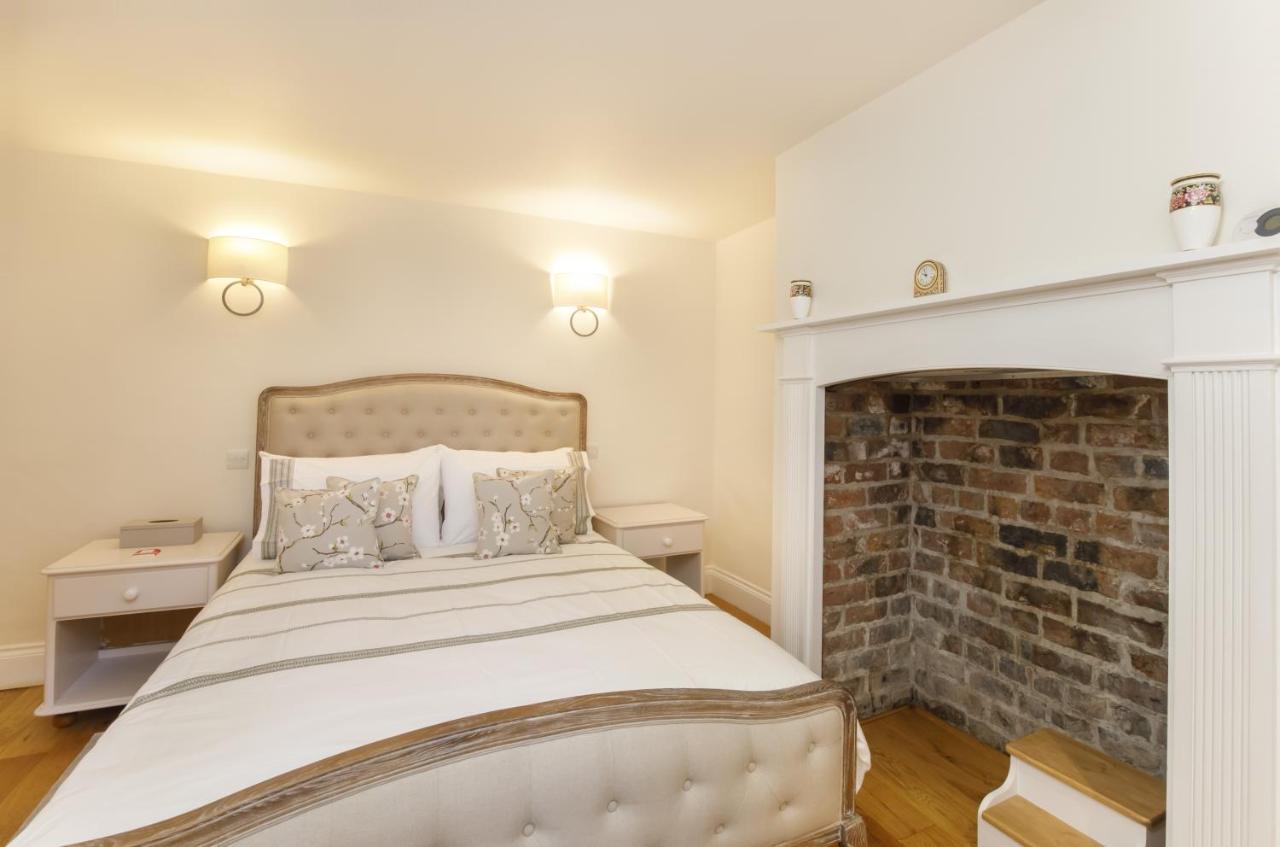 The Garden Square - Unique Luxury Apartment In Historic Garden Square - Ideal For 2 People 约克 外观 照片
